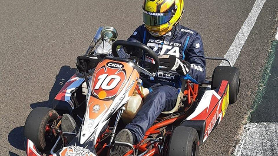 Bastidas aprovechó la reapertura del trazado local.