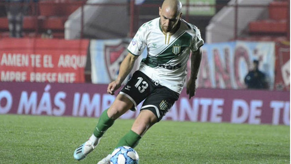 Con Arias, Álvarez suma uno de los delanteros que quería en el Patrón.