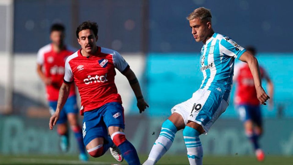 Buen juego de la Academia pero mal resultado en su regreso a la Libertadores.