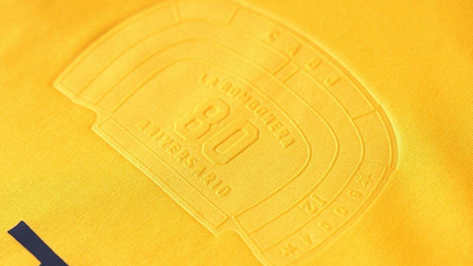 La nueva tercera camiseta de Boca homenajea a la Bombonera.