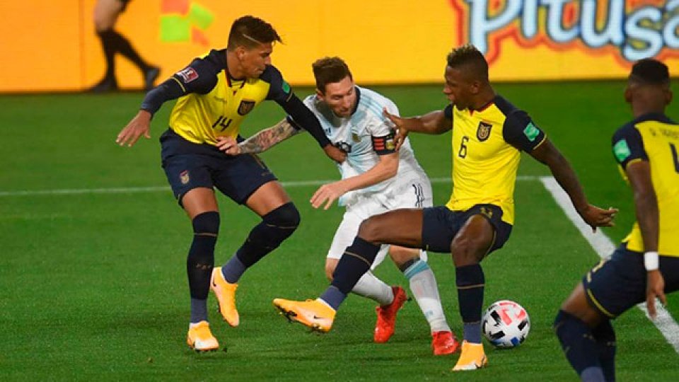 Argentina le ganó a Ecuador en el arranque de las Eliminatorias.
