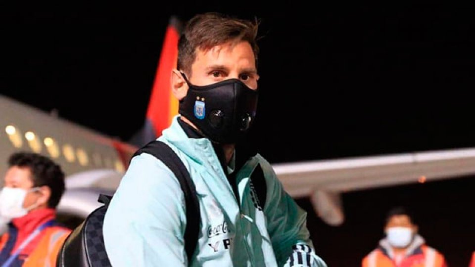 El plantel de la Selección Argentina ya arribó a Bolivia.