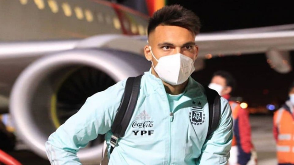 El plantel de la Selección Argentina ya arribó a Bolivia.