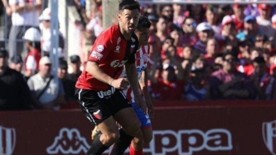 El volante volverá al once inicial del Negro santafesino para enfrentar al la T.