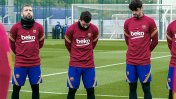 Messi mostró su dolor en el minuto de silencio de Barcelona en homenaje a Maradona