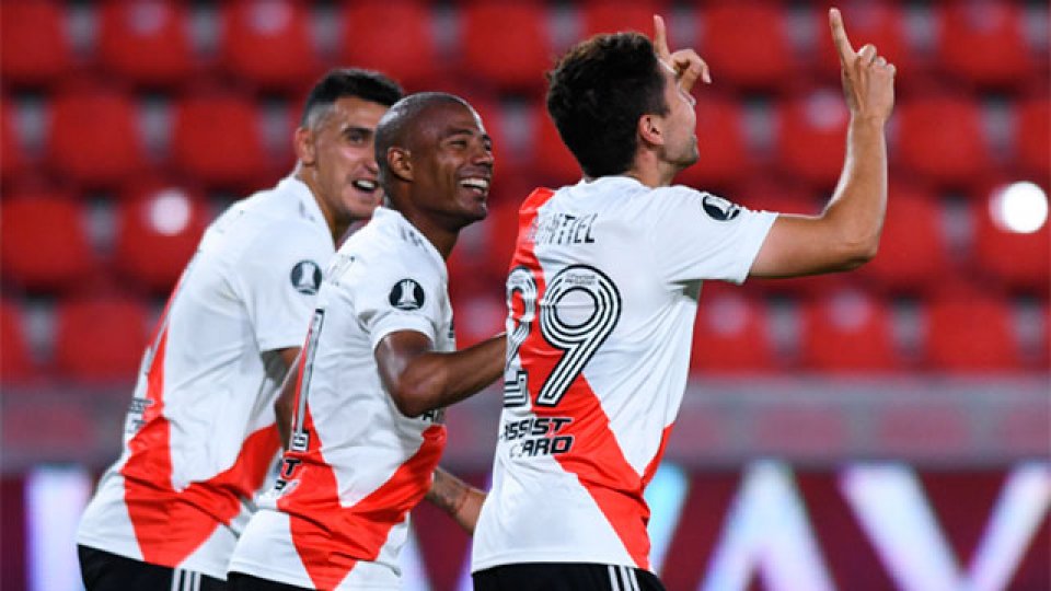 River le gan&oacute; 2-0 a Nacional y va a Uruguay con una buena ventaja.
