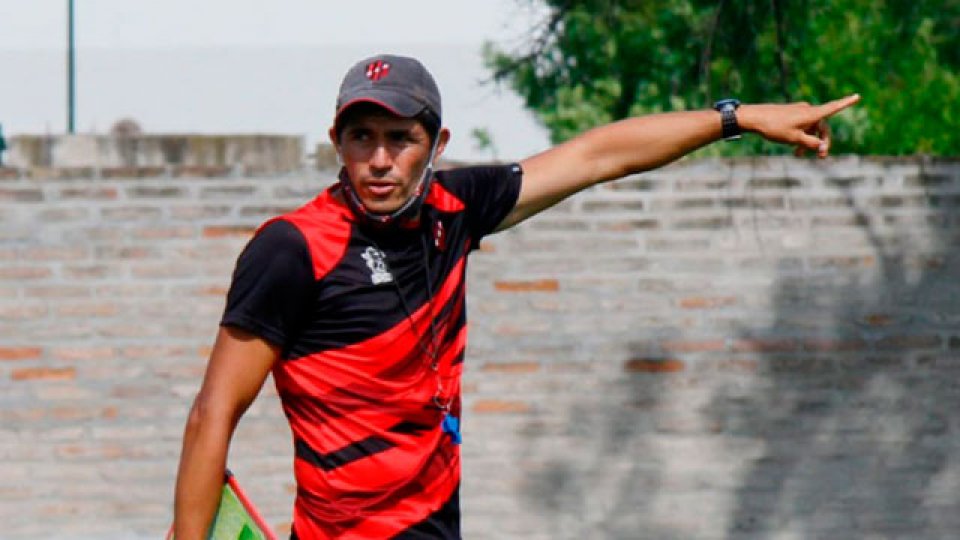Con Gabriel Graciani como DT interino, Patronato enfrenta a Aldosivi. Con Gabriel Graciani como DT interino, Patronato enfrenta a Aldosivi.