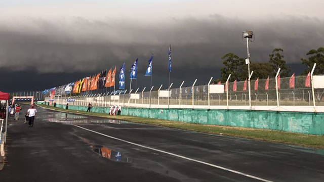 El autódromo de Paraná sufrió el temporal de lluvia.
