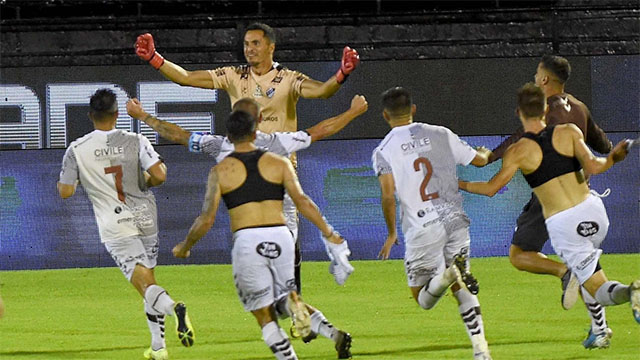 Platense volvió a Primera División después de 22 años.