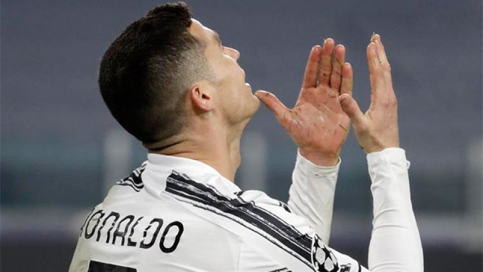 Juventus y Cristiano Ronaldo, afuera de la Champions tras inesperada caída.