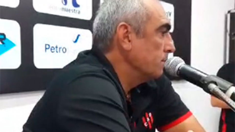 "Hoy el equipo demostró ser inteligente", expresó el entrenador del Negro.