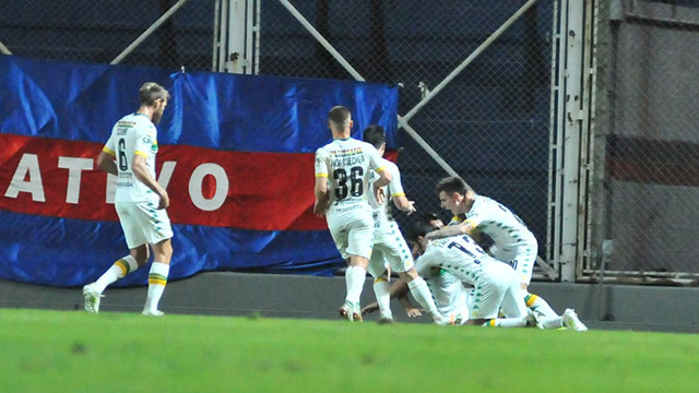 Aldosivi superó a San Lorenzo por la Copa Liga Profesional.