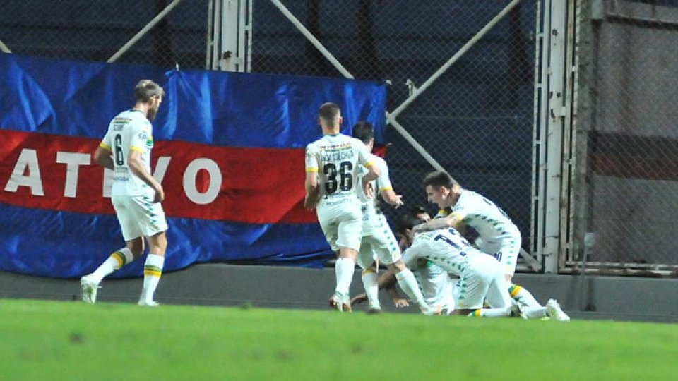 Aldosivi superó a San Lorenzo por la Copa Liga Profesional. Aldosivi superó a San Lorenzo por la Copa Liga Profesional.
