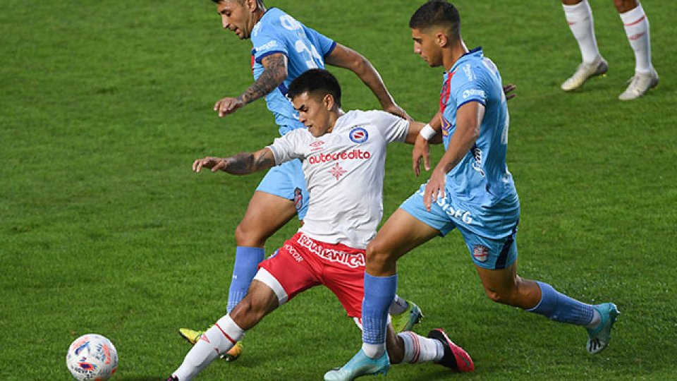 El Bicho estuvo en desventaja todo el partido, pero se llevó los tres ppuntos.