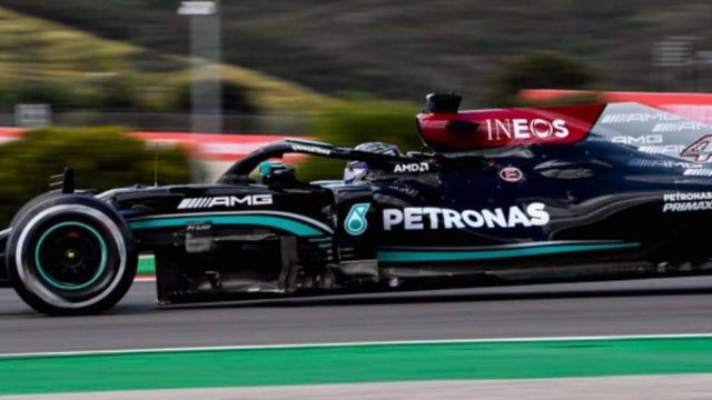 Hamilton se llevó el segundo ensayo en Algarve, seguido por Verstappen y Bottas.