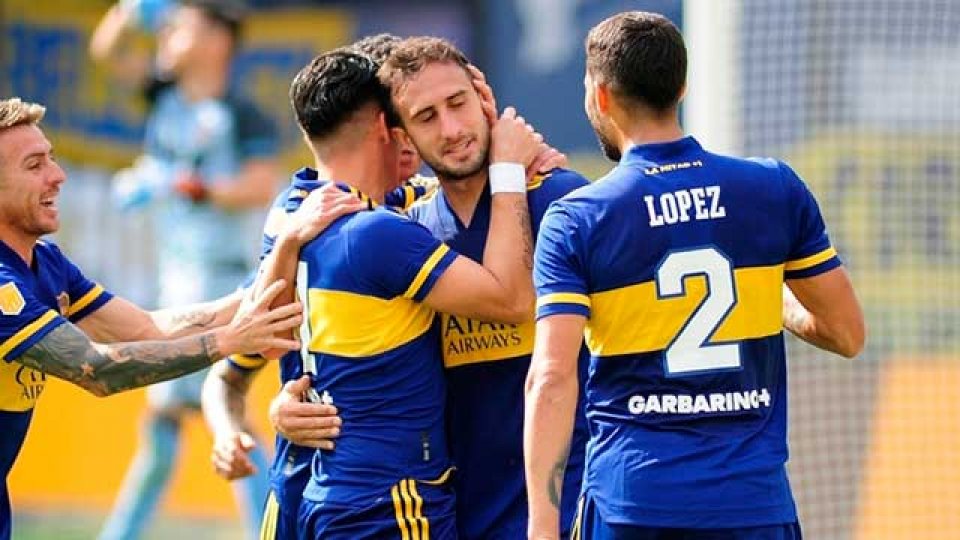 A la espera de los hisopados al plantel, Boca visita a Barcelona de Ecuador.