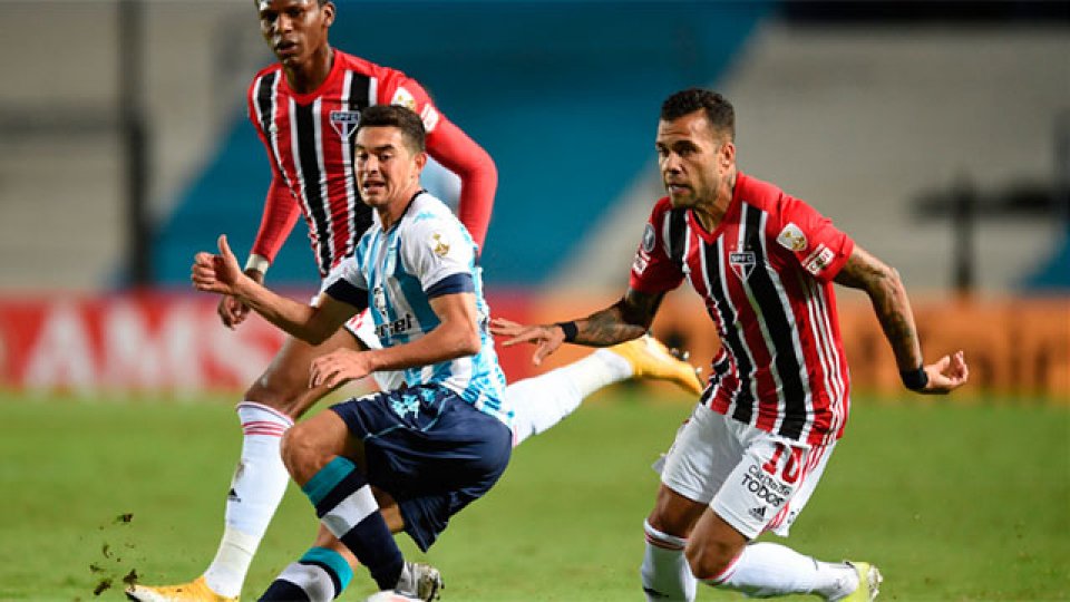 Racing igualó con San Pablo y sumó un punto clave en la Copa Libertadores.