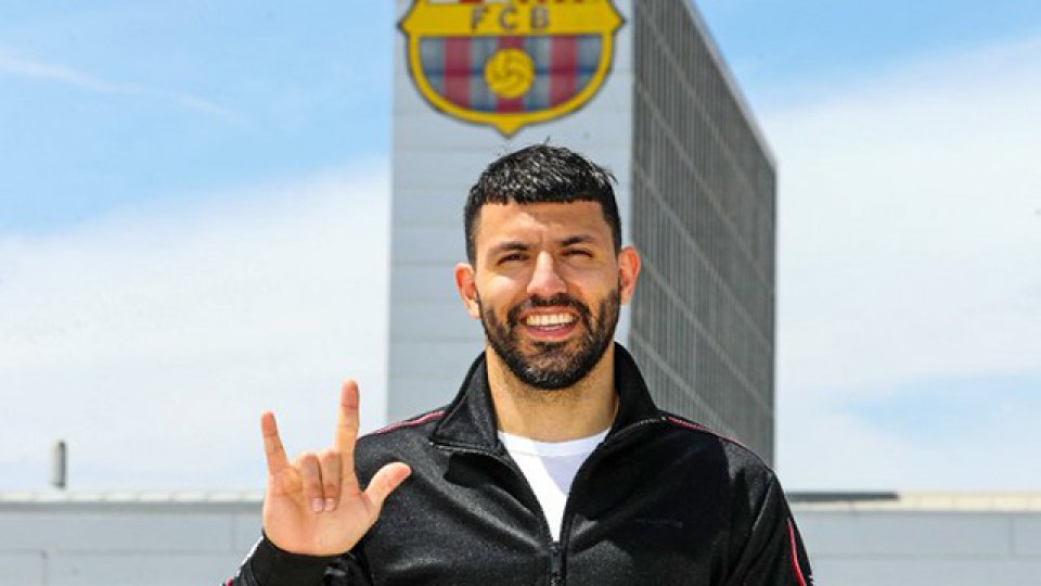 Sergio Agüero recibió el apoyo y cariño de la gente.