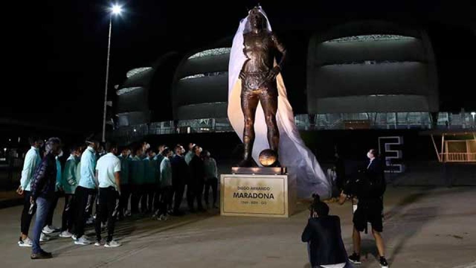 El sentido homenaje de la Selección a Diego Armando Maradona.