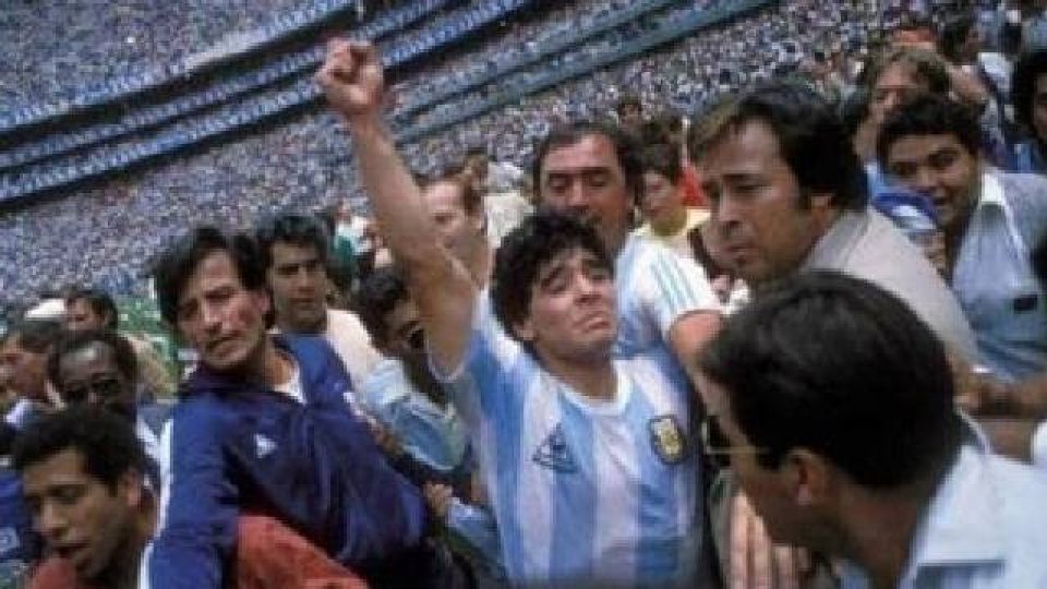 "Pude tocar la Copa del Mundo, y le di un beso", reveló Pistola Gámez.