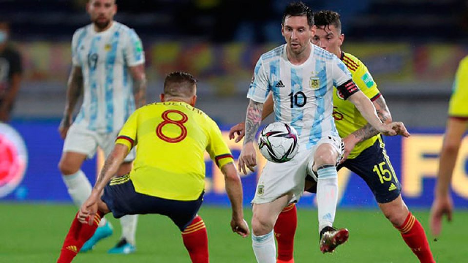 La Selección Argentina enfrenta a Colombia y va por una nueva final.