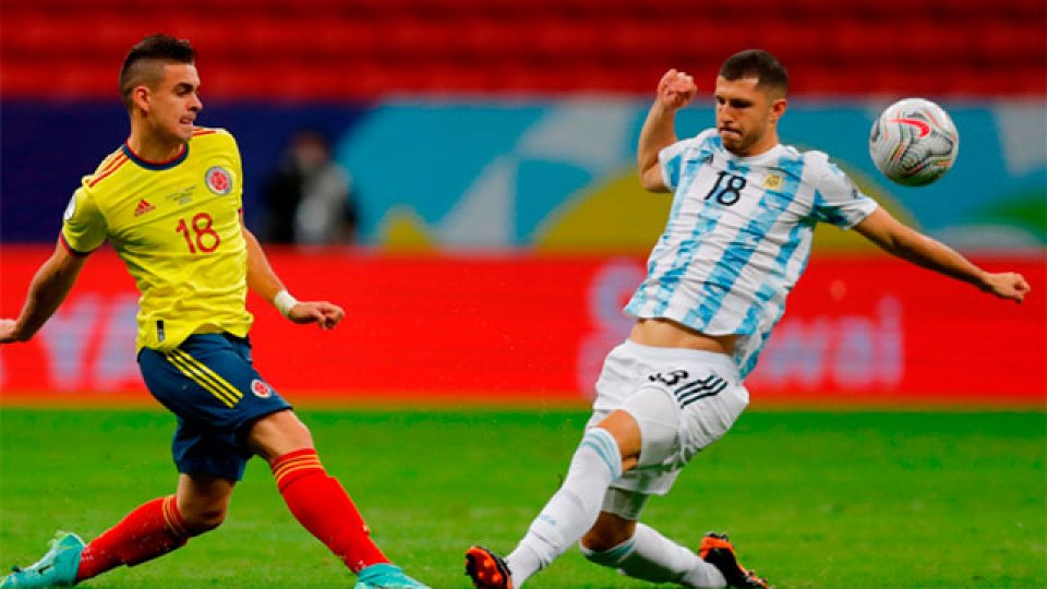 Argentina es finalista de la Copa América: venció a Colombia por penales.