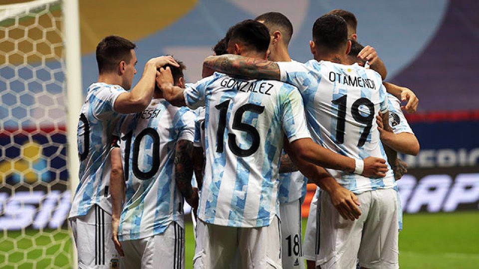 Histórico Maracanazo de Argentina: superó a Brasil en la final.