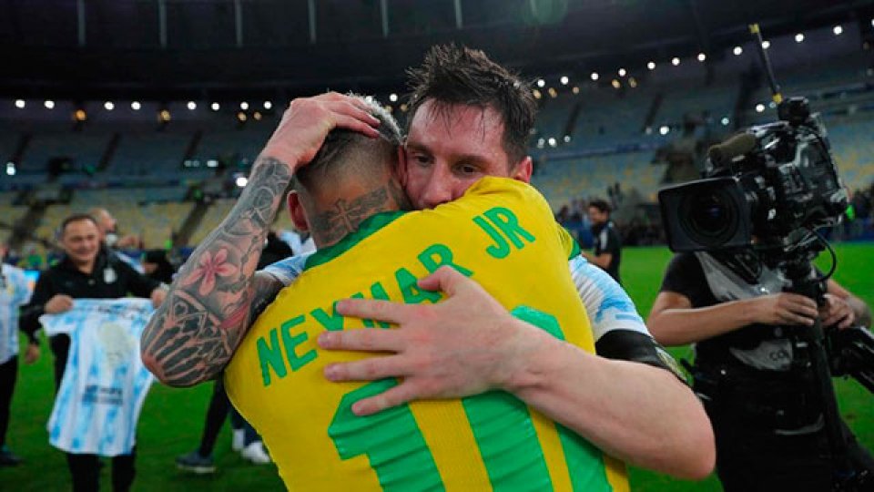 "Odio perder, pero disfrutá tu título", dijo Neymar.