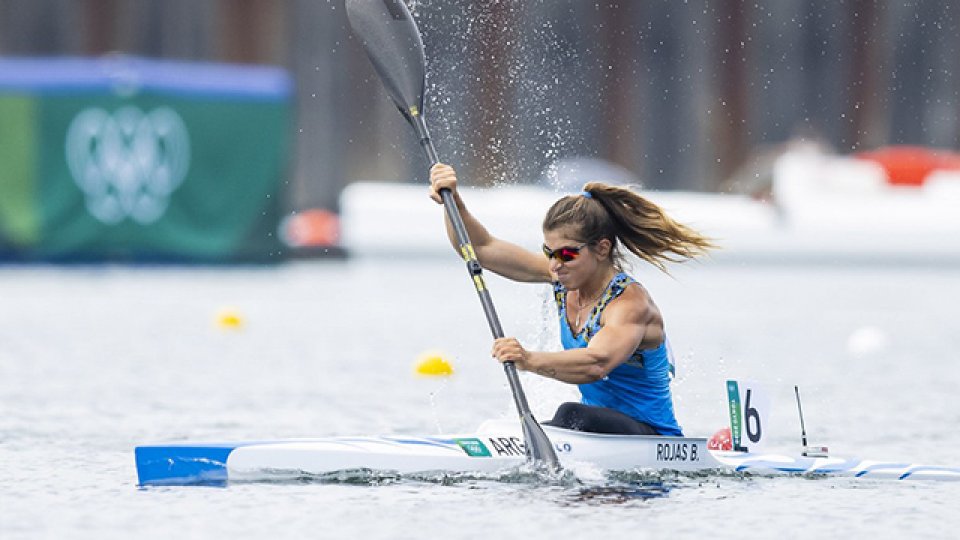 Rojas clasificó a las semis del K1 500 metros en los Juegos.