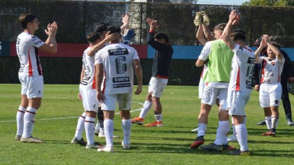 El equipo del Gaby Graciani volvió a la victoria y derrotó al Arse.