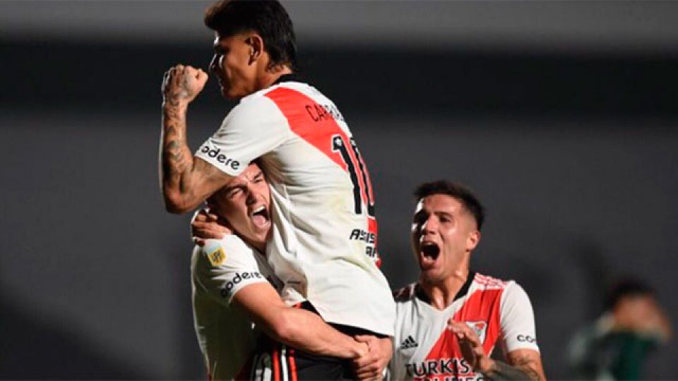 River lo dio vuelta y derrotó 2 a 1 a Sarmiento en Junín.