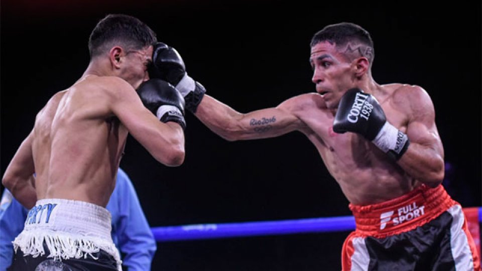 El concordiense Leandro Blanc ganó por puntos y logró tres títulos.