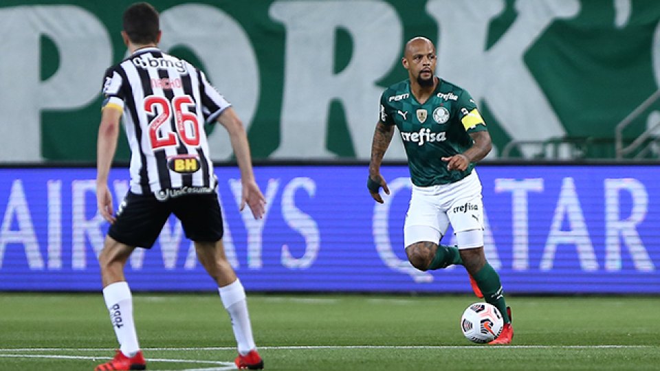 Mineiro recibe a Palmeiras para definir primer finalista de Libertadores.