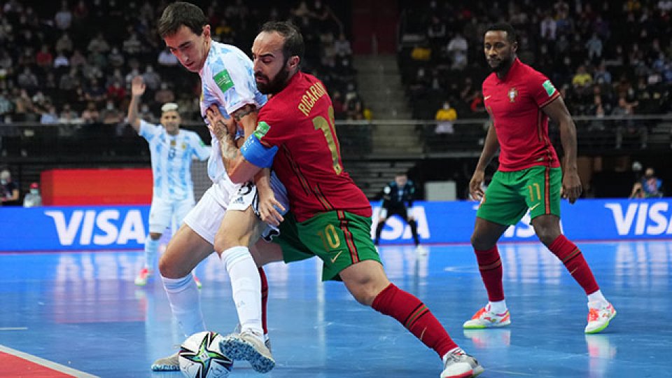 Argentina luchó pero cayó ante Portugal en la final.