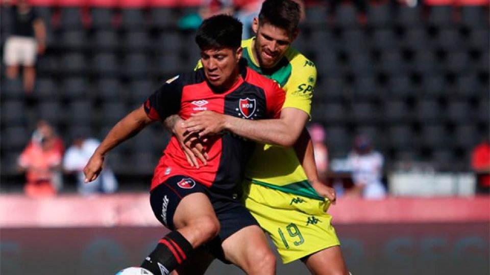 Newell's empató contra Aldosivi sin goles en Rosario. Newell's empató contra Aldosivi sin goles en Rosario.