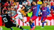 El Kun Agüero jugó su primer partido como titular en Barcelona, que no encuentra el rumbo