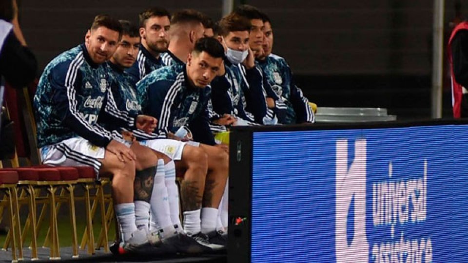 Messi arrancó como suplente y jugó los últimos 15 minutos.