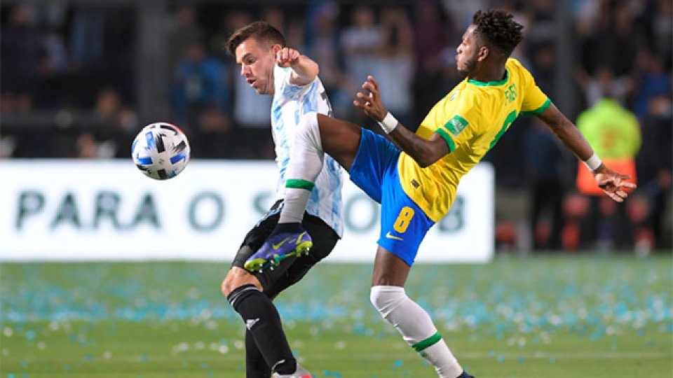 El equipo de Scaloni terminó en cero ante el de Tite en un partido intenso.