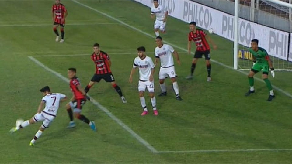 Patronato venció a Lanús, por la Liga Profesional.