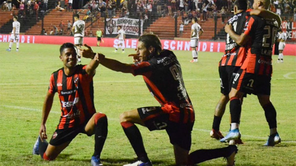 Sosa Sánchez marcó el tercero del Rojinegro. (Télam)
