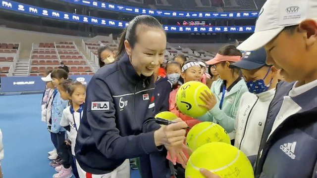 La tenista china Peng Shuai hizo una videollamada con el presidente del COI.