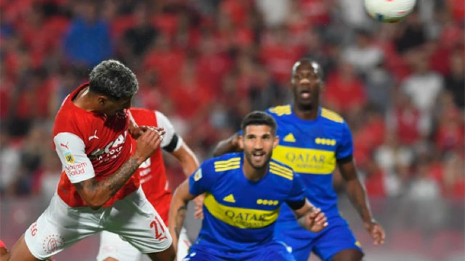 El Rojo se impuso por 1 a 0, con un gol de Carlos Benavidez. (Foto: Olé).