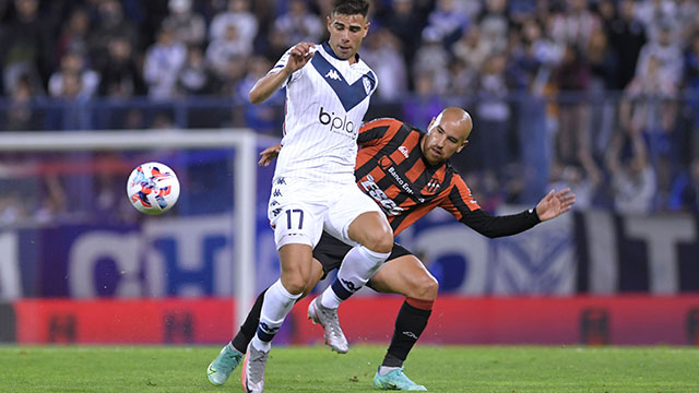 En el Amalfitani, Patronato empató sin goles con Vélez.