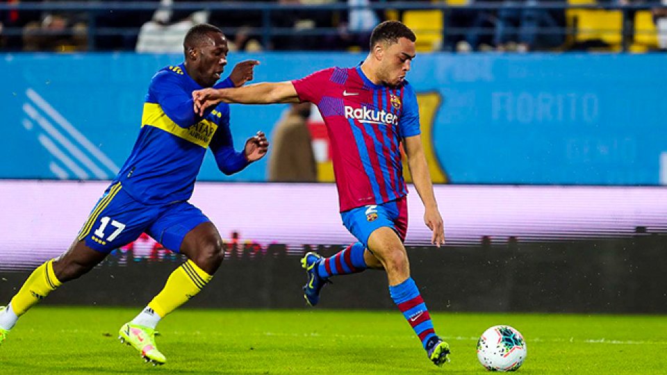 Boca venci&oacute; a Barcelona por penales y se qued&oacute; con la Maradona Cup.