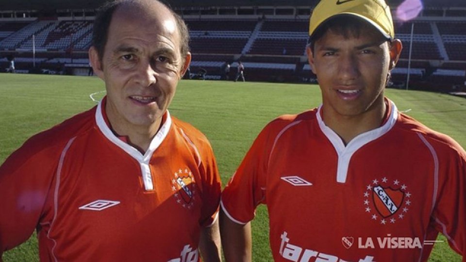Bochini pide que Independiente le haga un homenaje a Sergio Agüero.