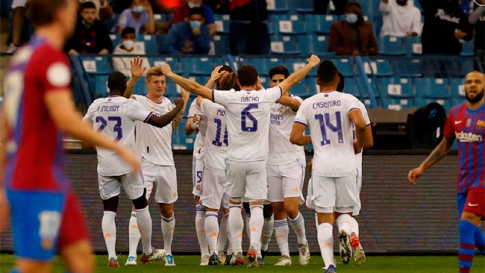 Real Madrid le ganó el clásico a Barcelona y jugará la final de la Supercopa.