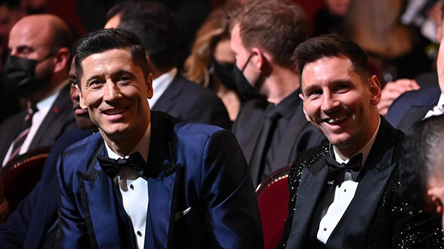 Lewandowski ganó el premio The Best y Messi integró el once ideal de FIFA