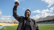 Pelé publicó un mensaje mientras se recupera en un hospital de Brasil