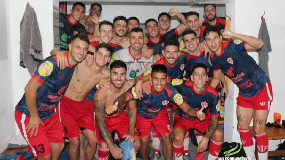 El Decano igualó sin goles ante Libertad. (Foto: Atlético Paraná of)