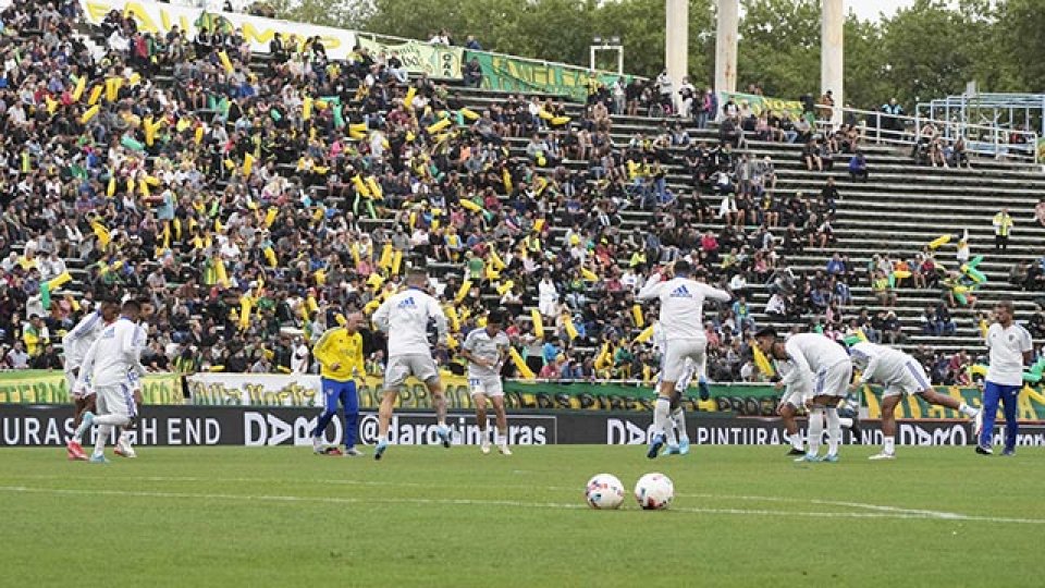 Villa marcó un doblete para la ajustada victoria de Boca en Mar del Plata.